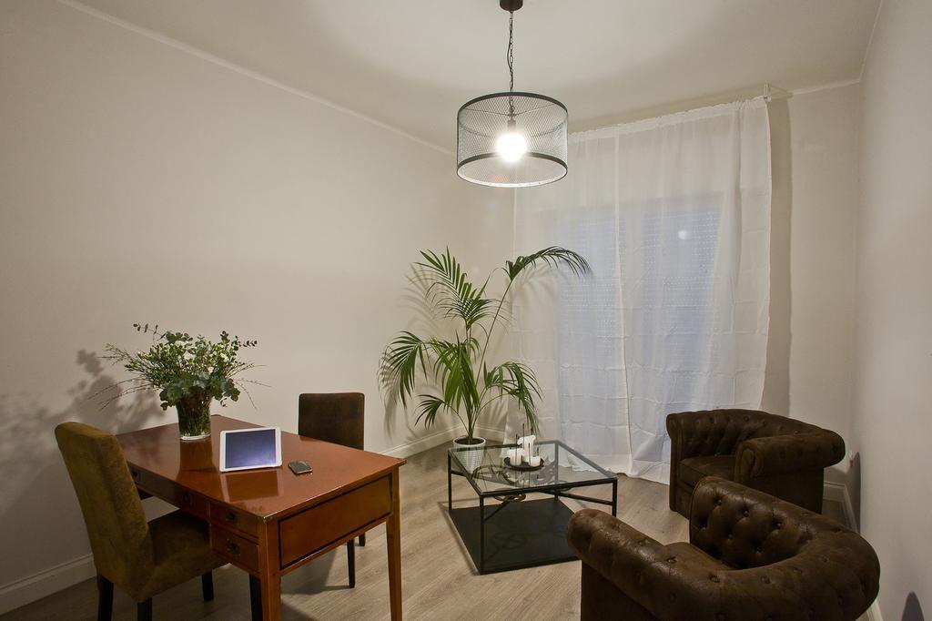 Domus Roma Hotel มาเตรา ภายนอก รูปภาพ