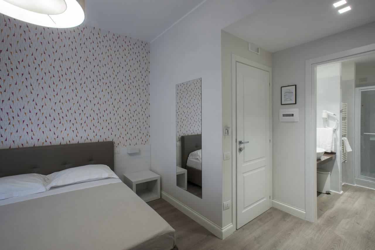 Domus Roma Hotel มาเตรา ภายนอก รูปภาพ